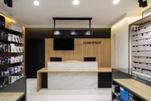 Comoprof-Eidh-Kommotiriou-Photo-01 Ειδικές κατασκευές επίπλων για κατάστημα καλλυντικών στα Ιωάννινα