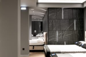 Elite-Strom-Thessaloniki-3 Επίπλωση και κατασκευή καταστήματος Elite Strom στη Θεσσαλονίκη