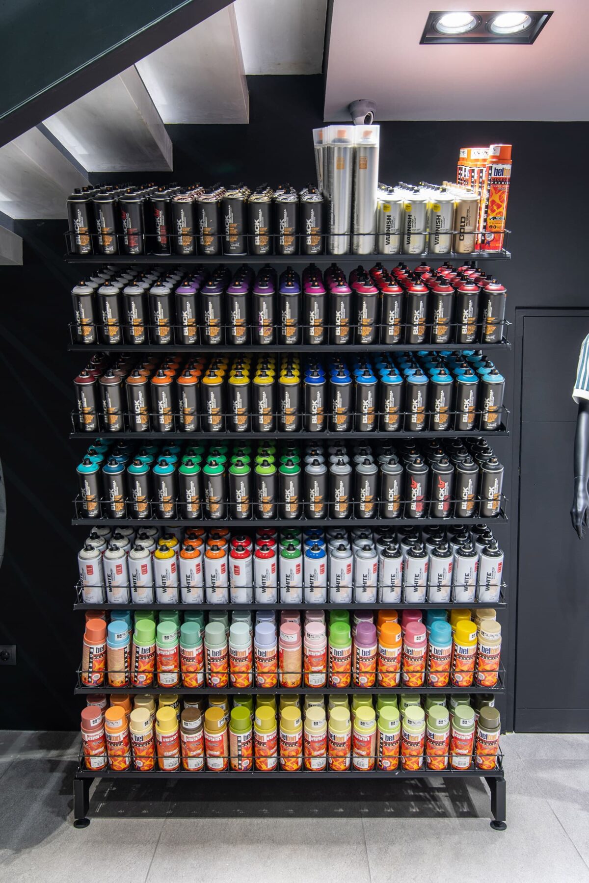 Εξοπλισμός καταστήματος στην Αθήνα